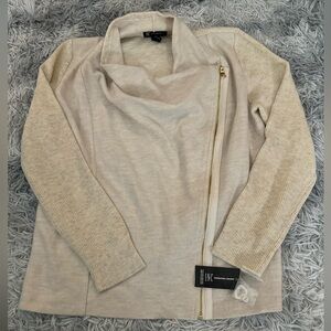 NWT Ladies XL Diagonal Zip Sweater